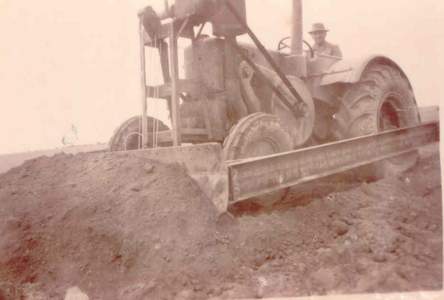 Lanz wheel dozer